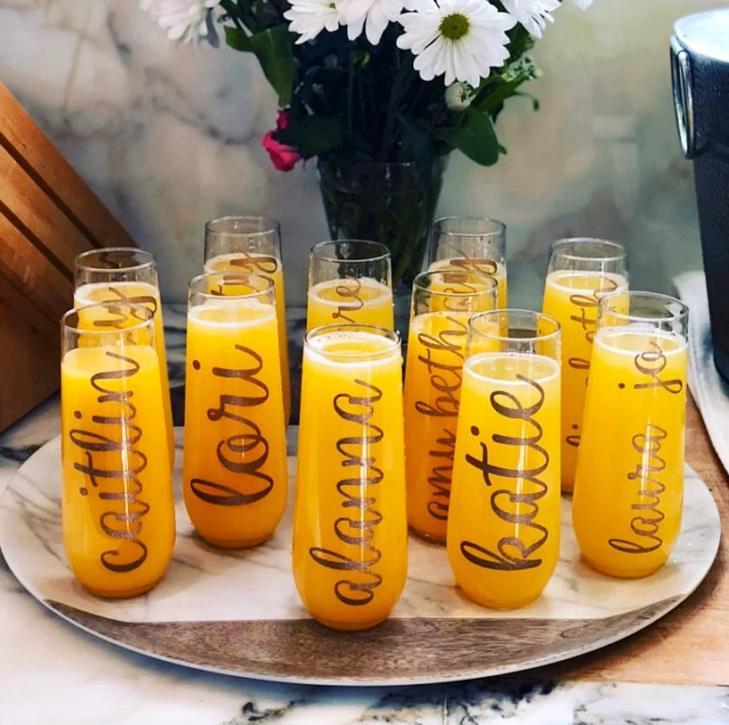 personalized plastic champagne -style flutes